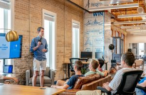 Five Important Reasons to Create a Positive Work Environment